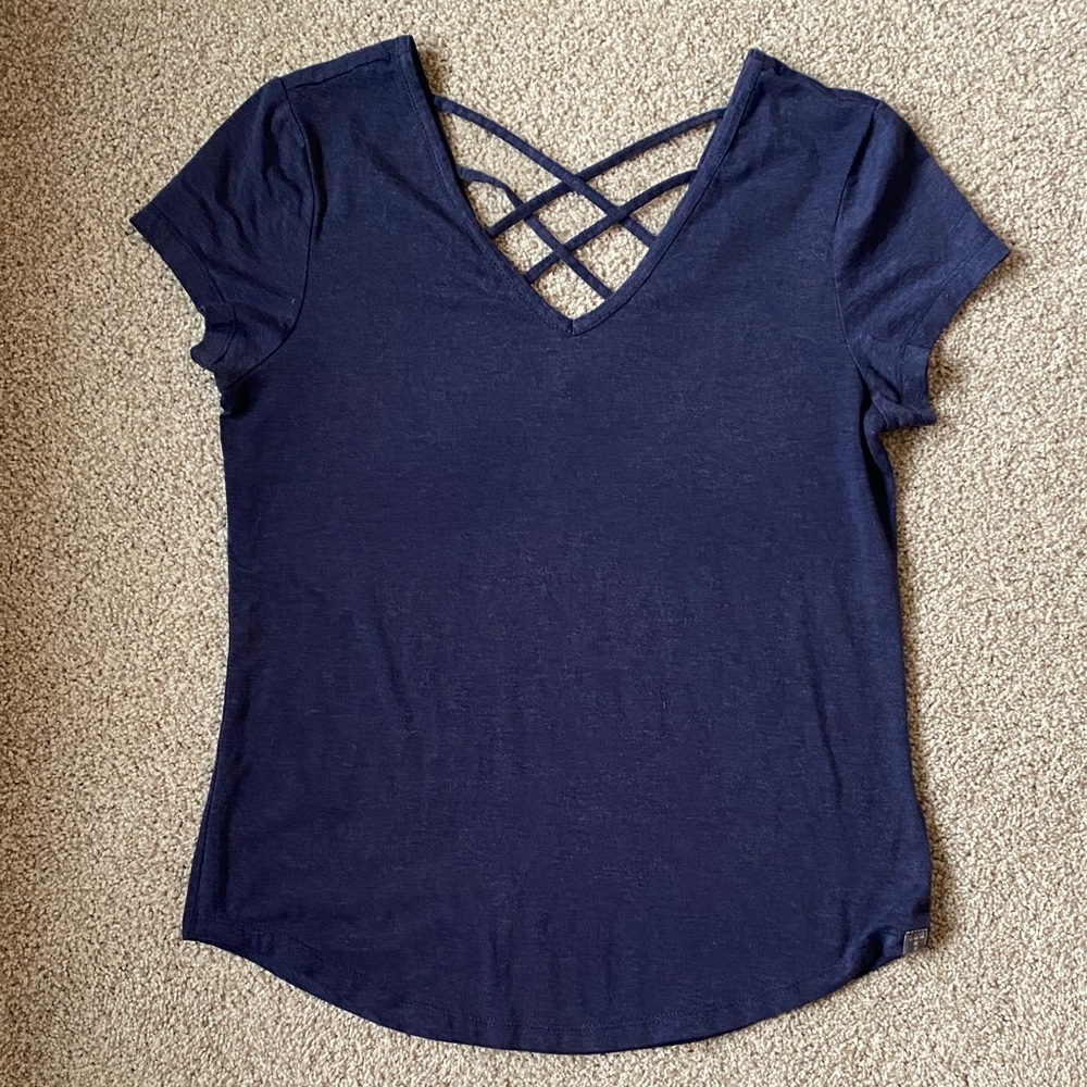 Title Nine yasumi tee
